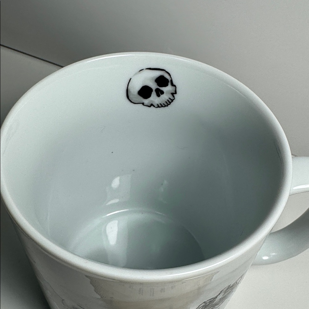 Conde Nast coffee Mug New Yorker Alas, poor Yorick" scene Shakespeare's Hamlet - Picture 2 of 7